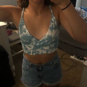 Colsie low neck tie dye tanktop